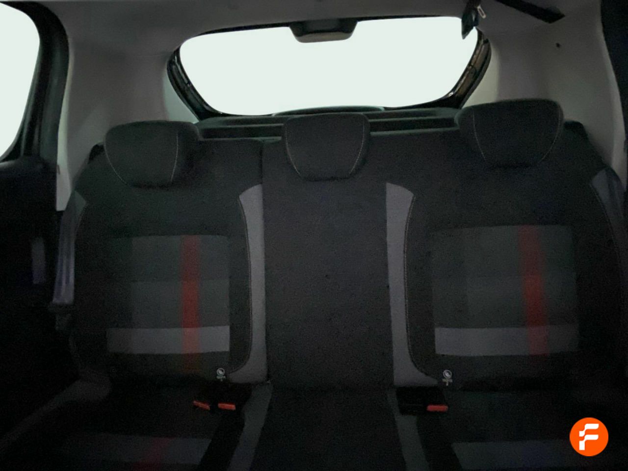 Foto Dacia Sandero 10