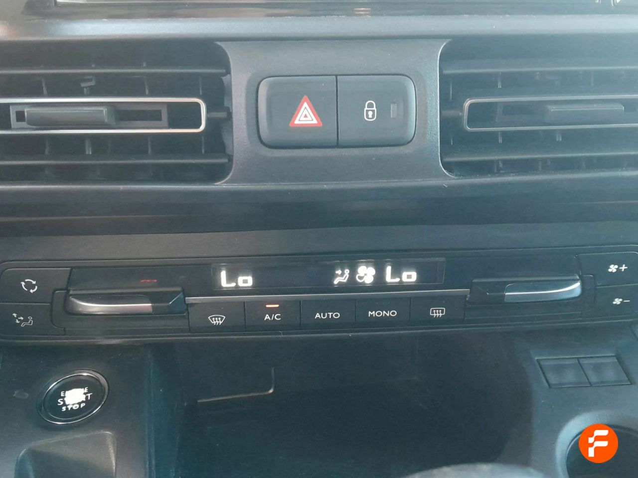 Foto Peugeot Rifter 22