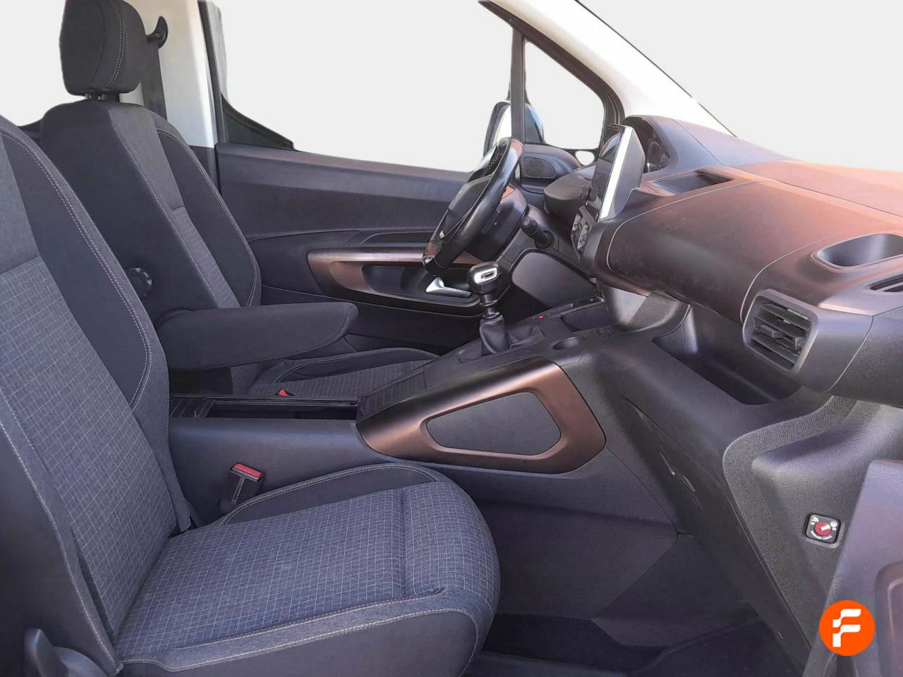 Foto Peugeot Rifter 28