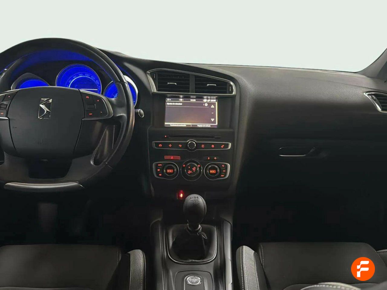 Foto DS Automobiles DS 4 11