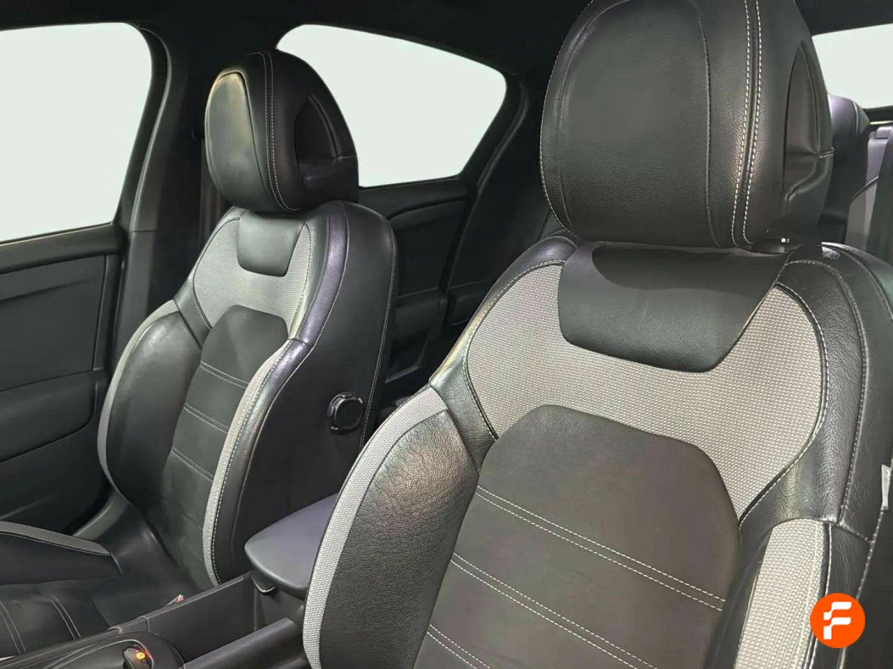 Foto DS Automobiles DS 4 20