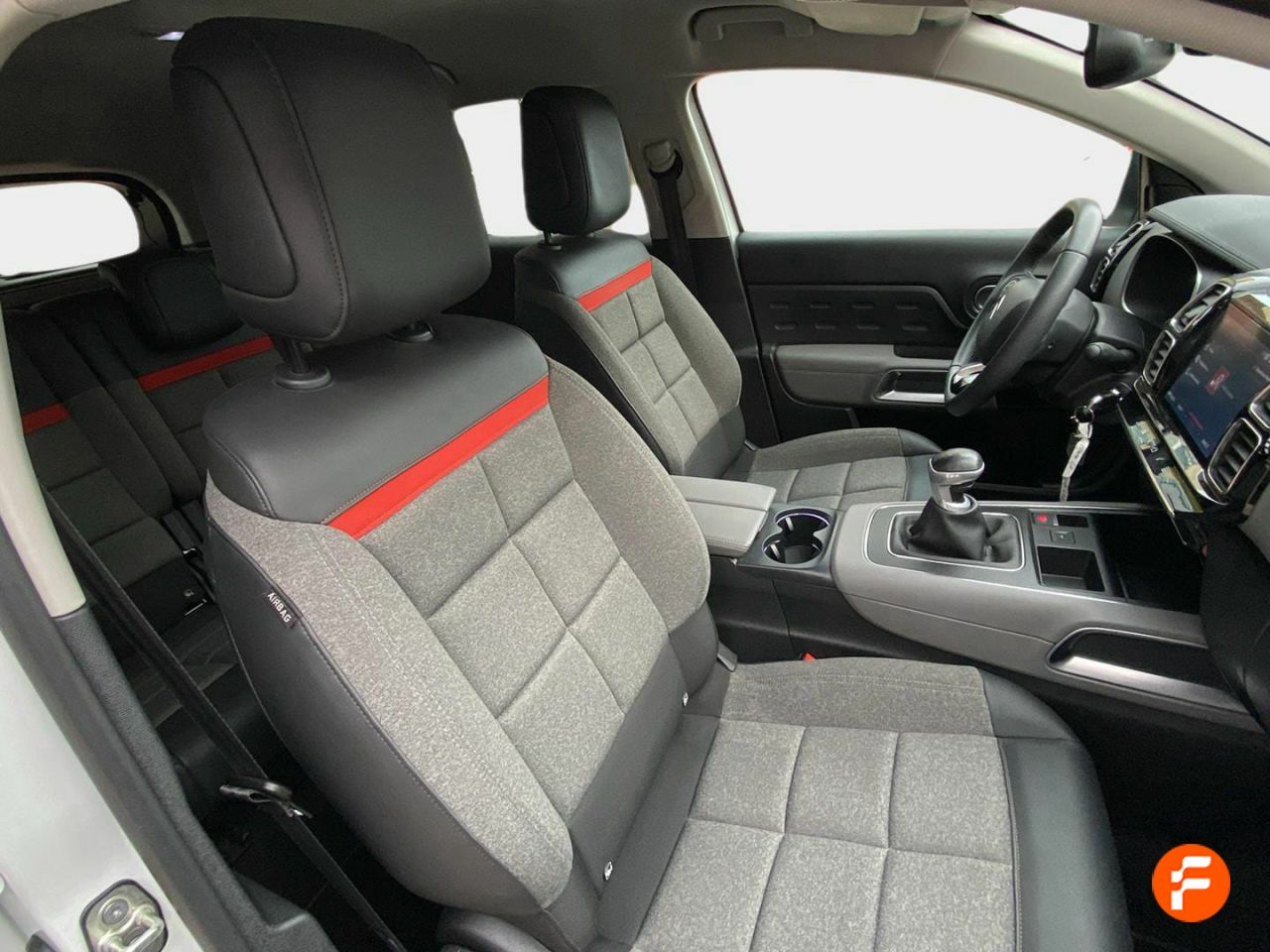Foto Citroën C5 Aircross 8