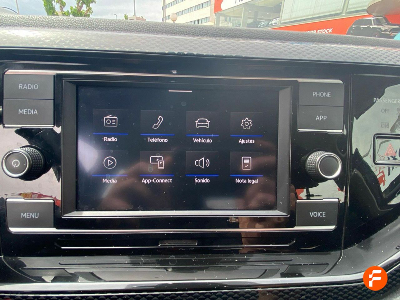 Foto Volkswagen Taigo 16