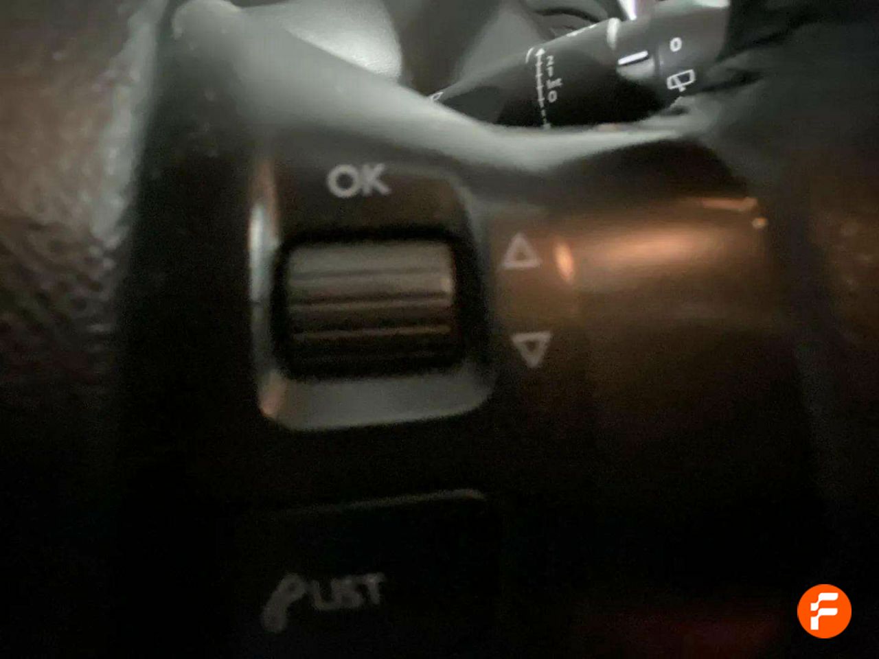 Foto Peugeot 208 19