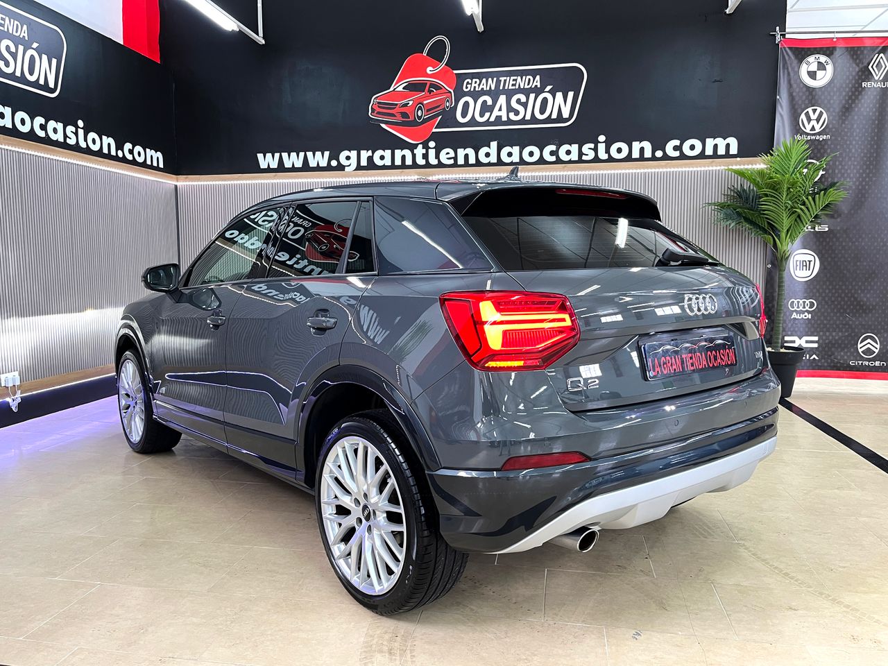 Foto Audi Q2 7