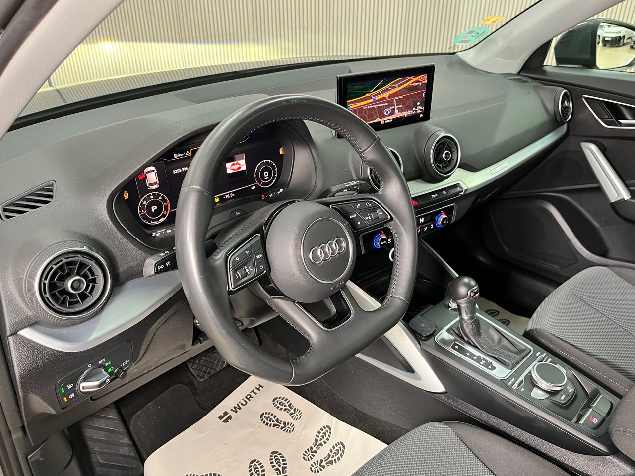 Foto Audi Q2 11