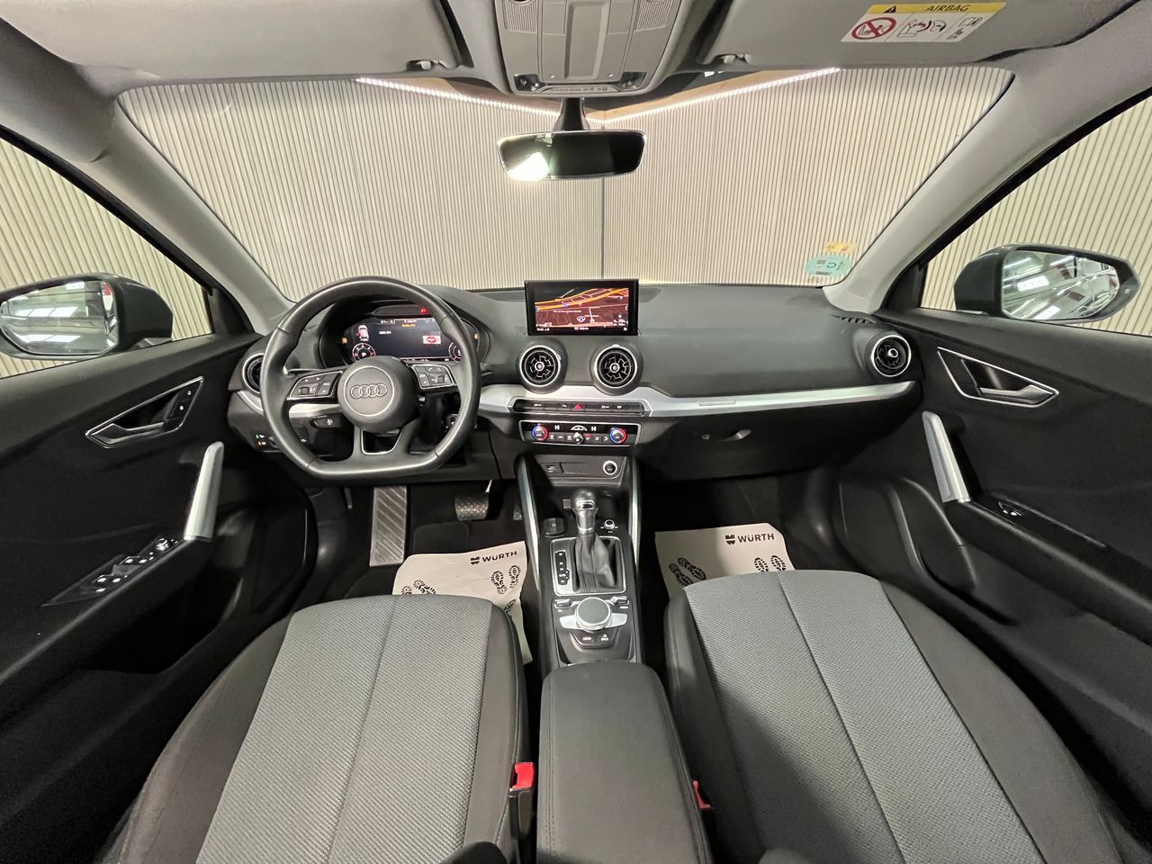 Foto Audi Q2 12