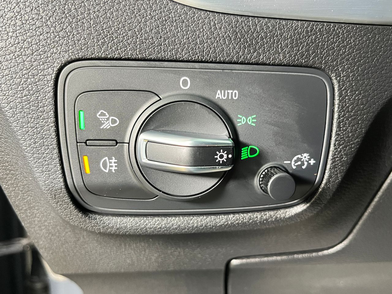 Foto Audi Q2 21