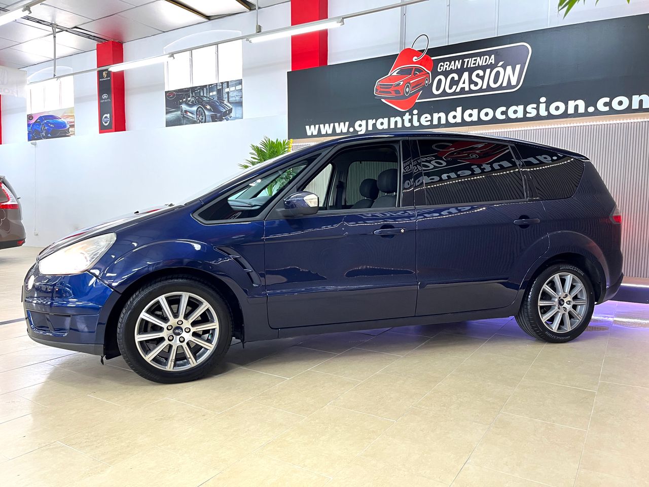Foto Ford S-Max 9