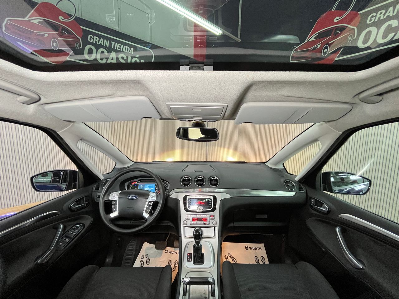 Foto Ford S-Max 12