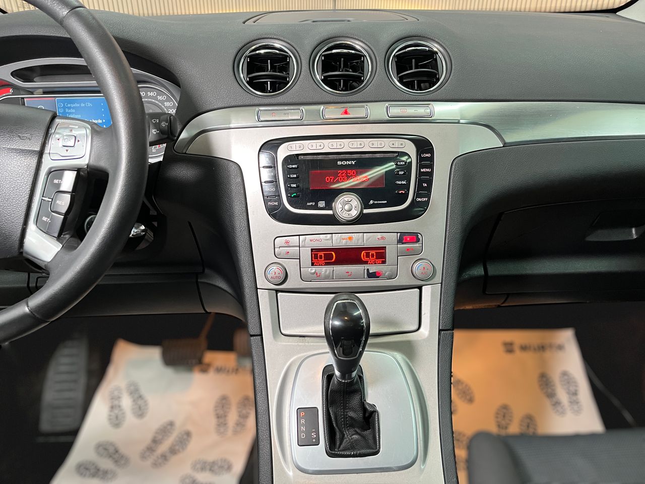 Foto Ford S-Max 19