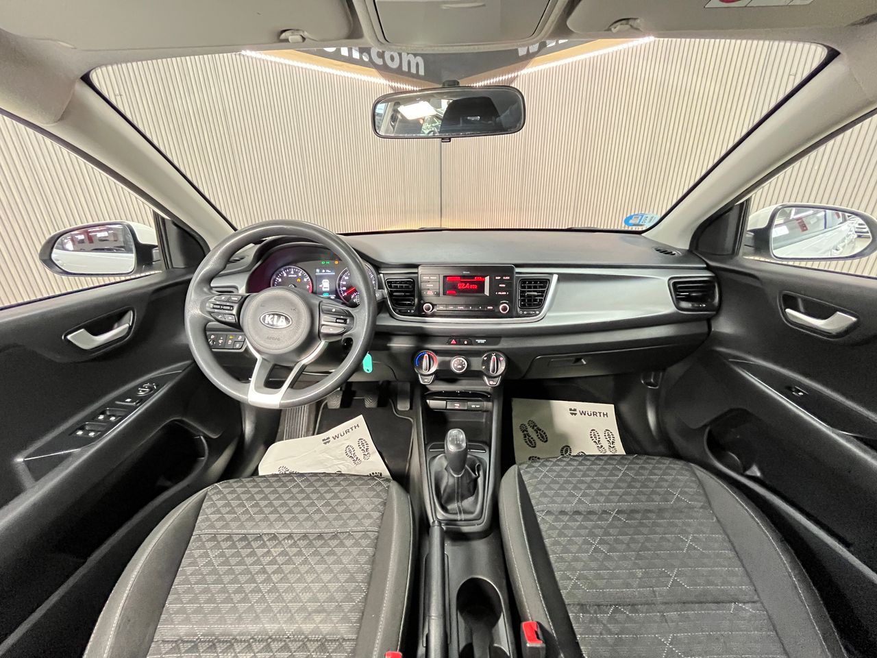 Foto Kia Rio 12