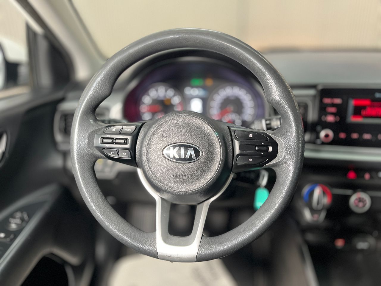 Foto Kia Rio 14