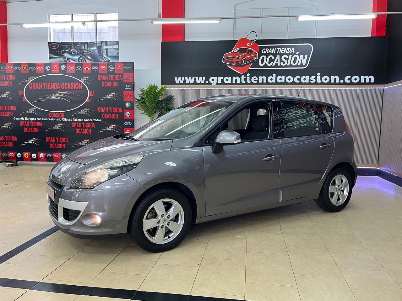 Foto Renault Scénic 9