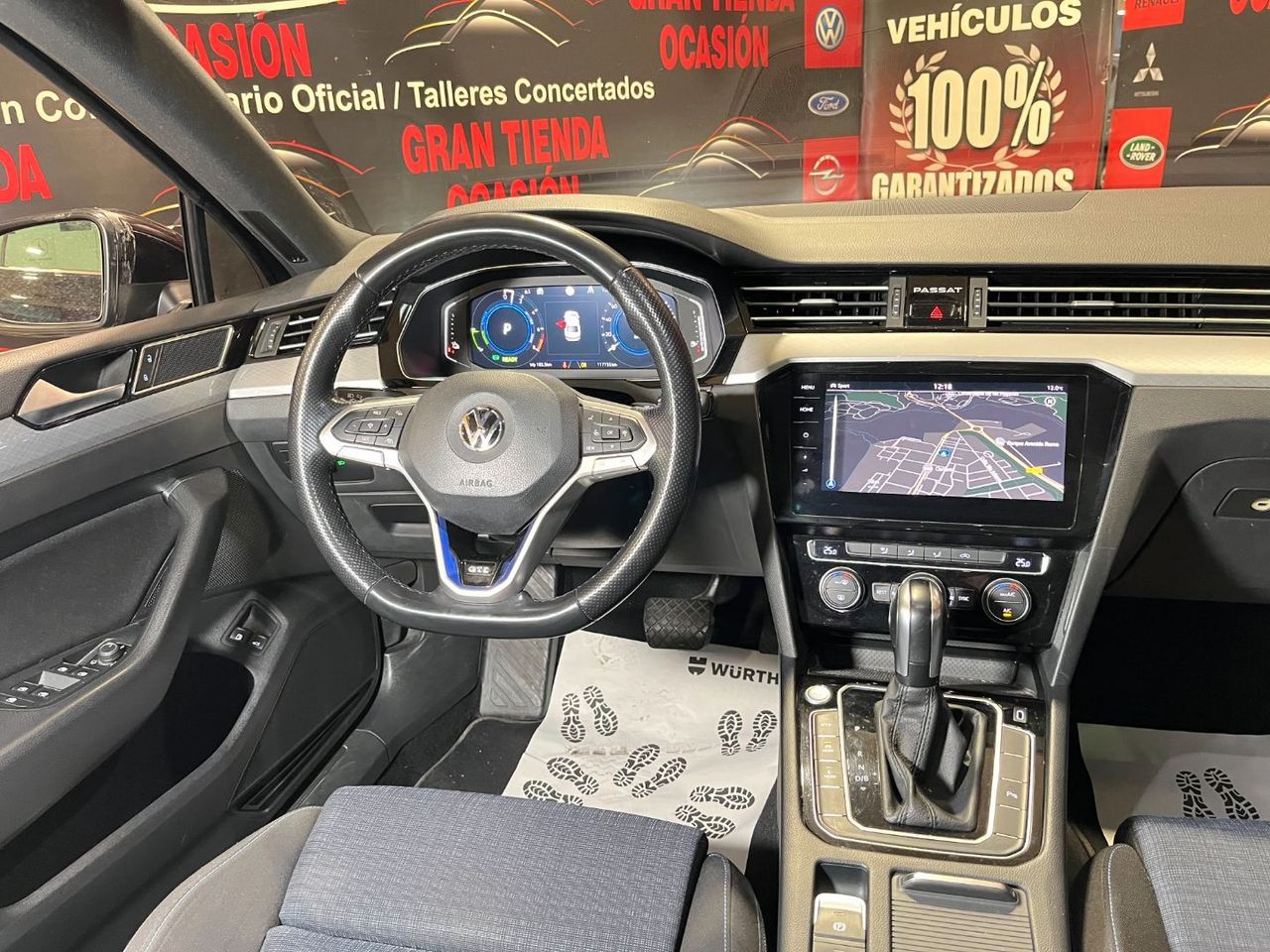 Foto Volkswagen Passat 15
