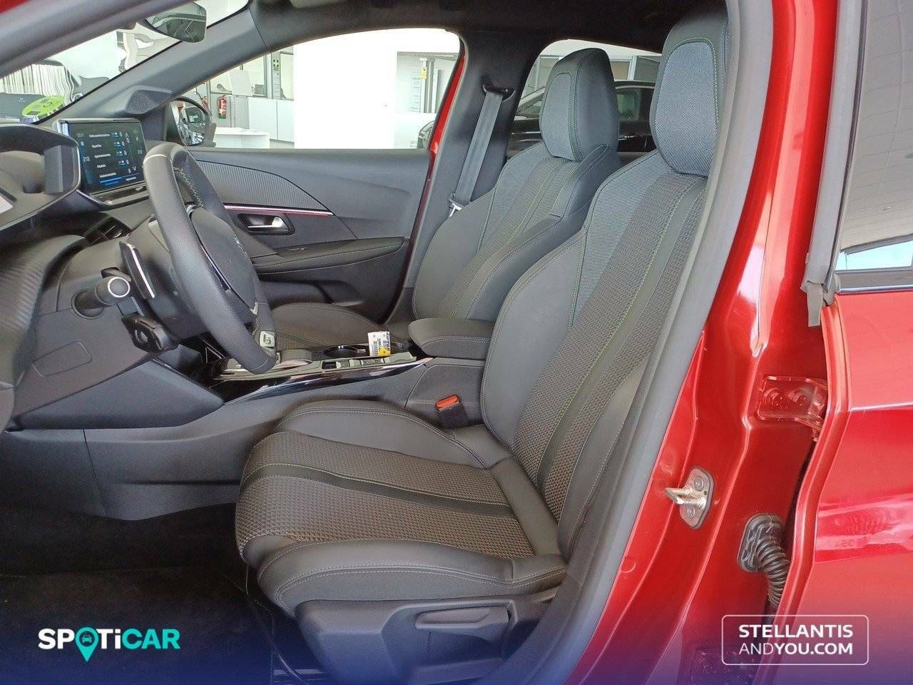 Foto Peugeot 208 9