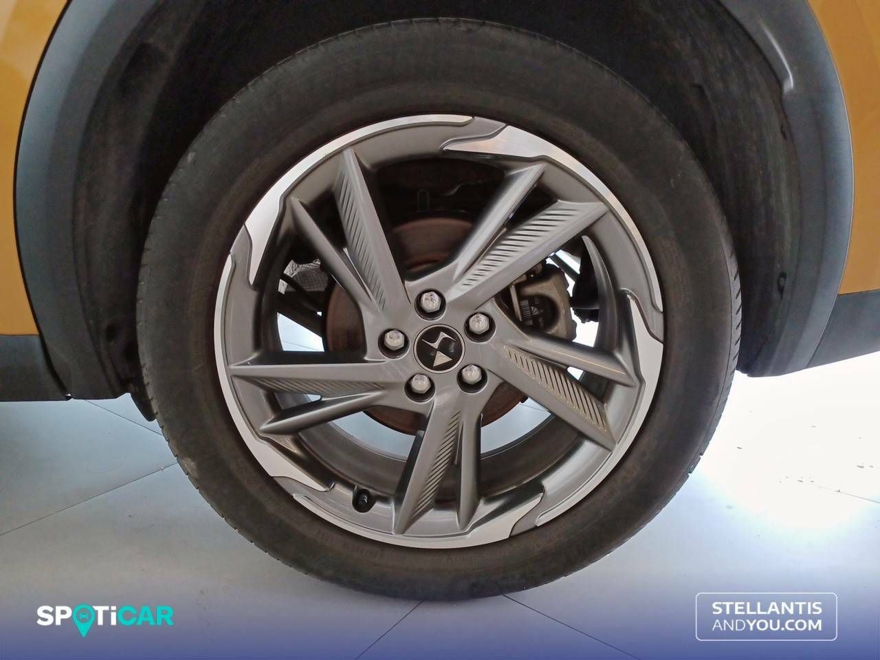 Foto DS Automobiles DS 7 18