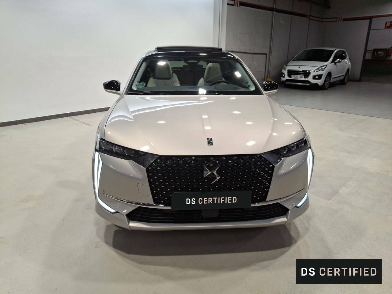 Foto DS Automobiles DS 4 2