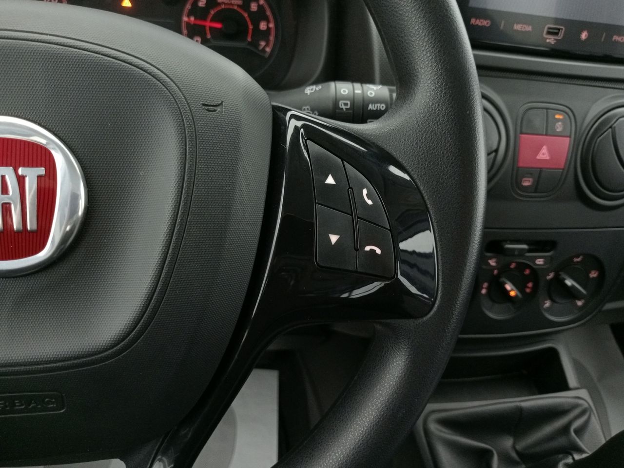 Foto Fiat Fiorino 16