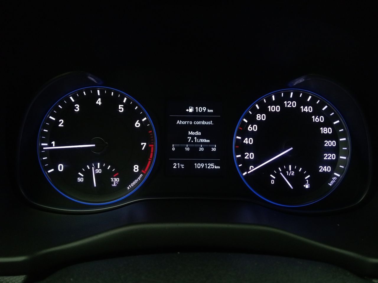 Foto Hyundai Kona 10