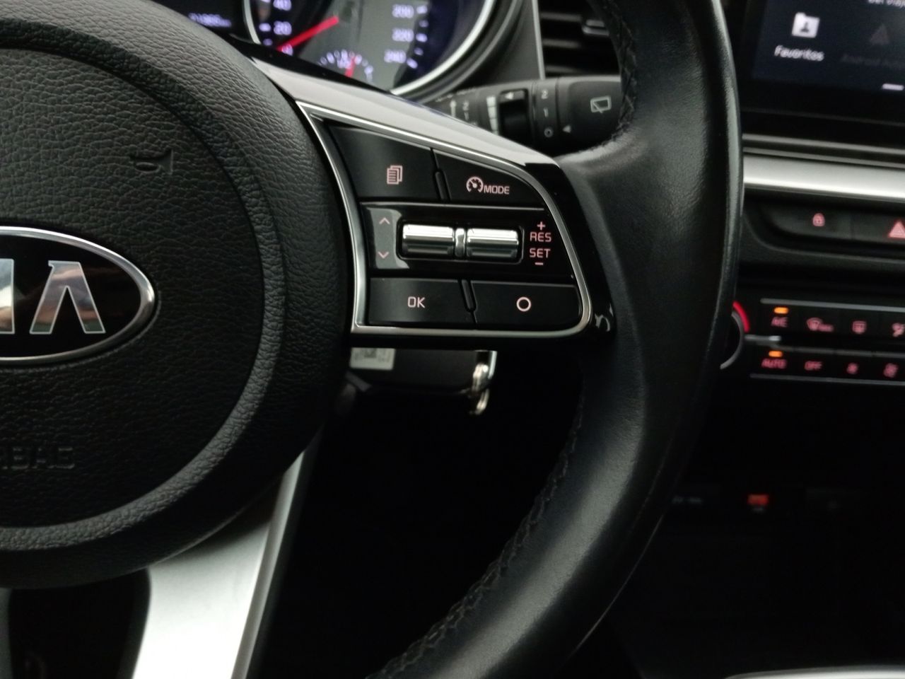 Foto Kia Ceed 16