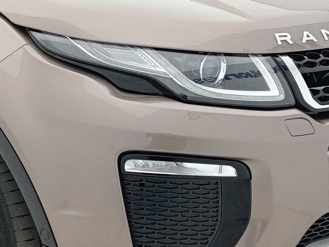 Foto Land-Rover Range Rover Evoque 24