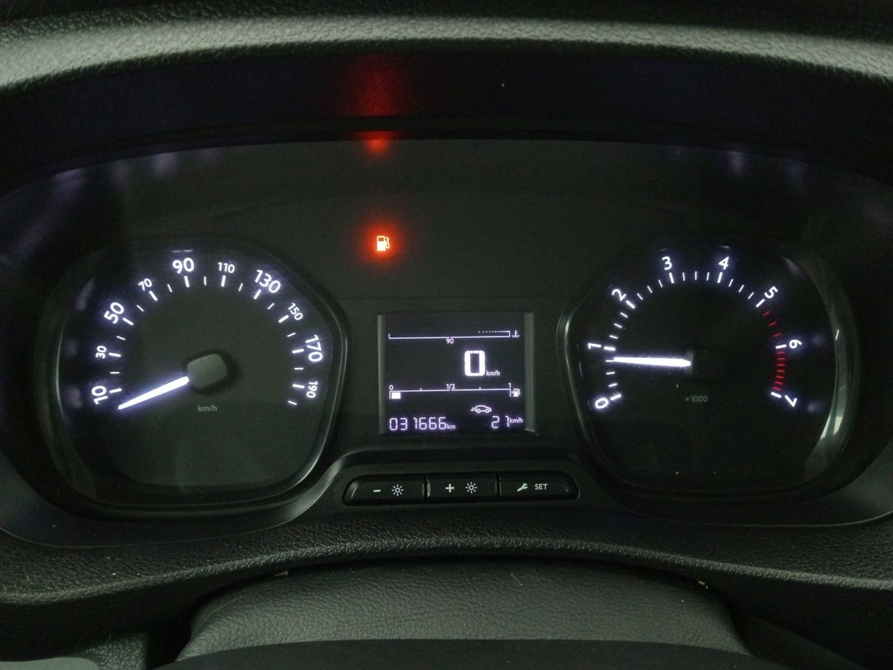 Foto Opel Vivaro 10