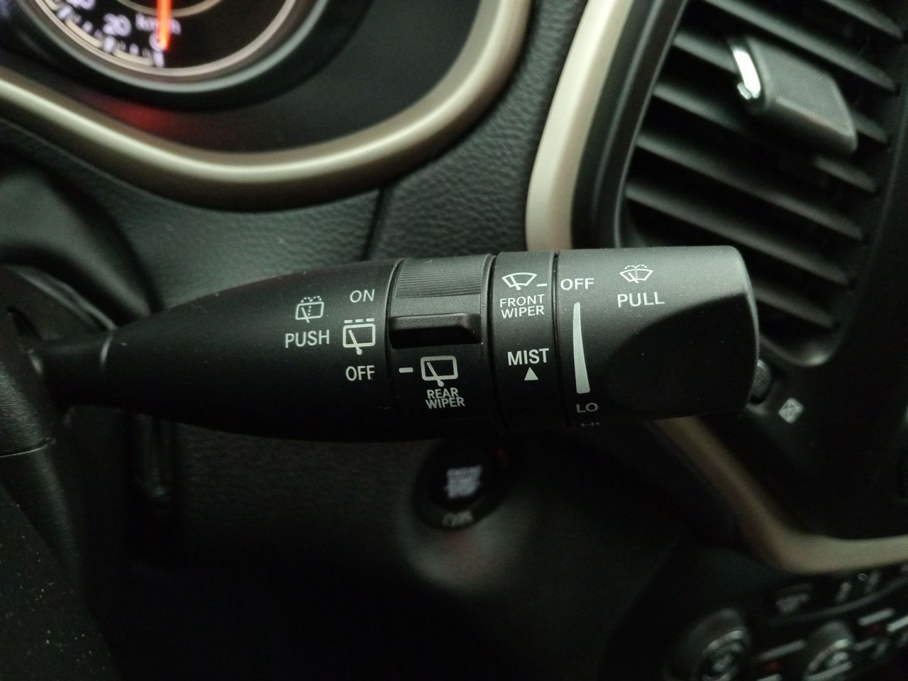 Foto Jeep Cherokee 18