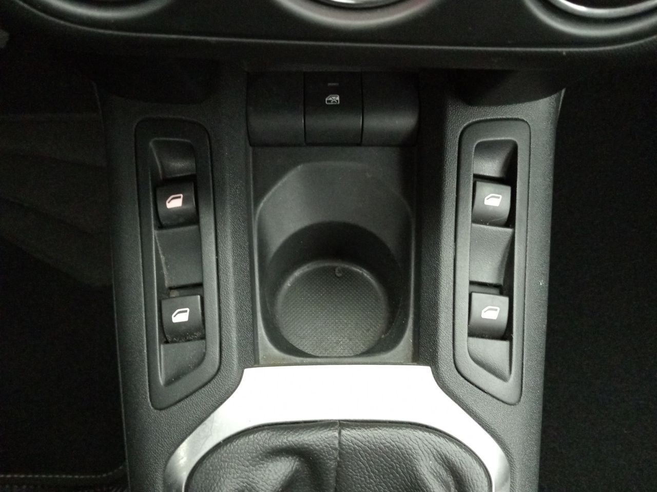 Foto Citroën C-Elysèe 18
