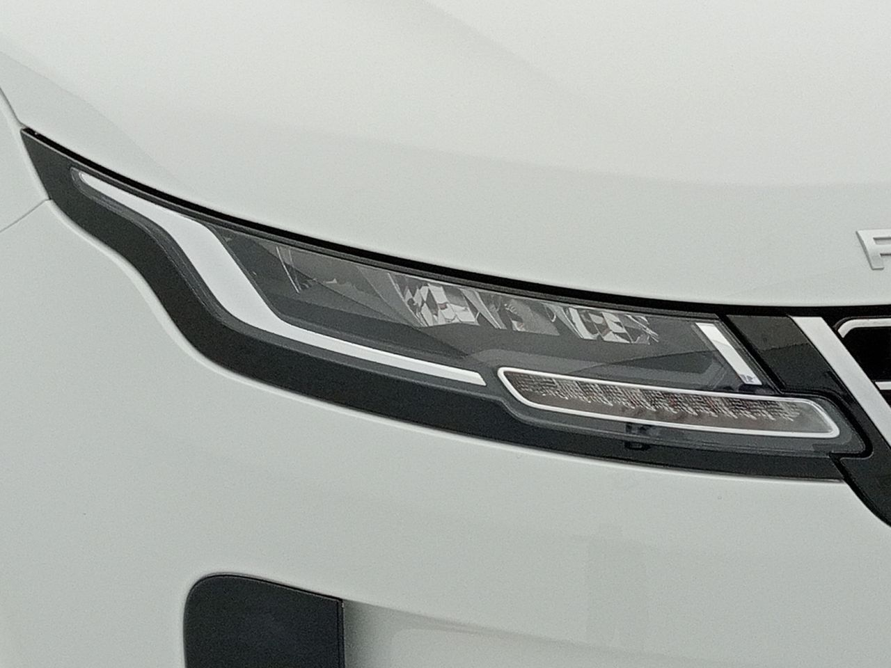 Foto Land-Rover Range Rover Evoque 24
