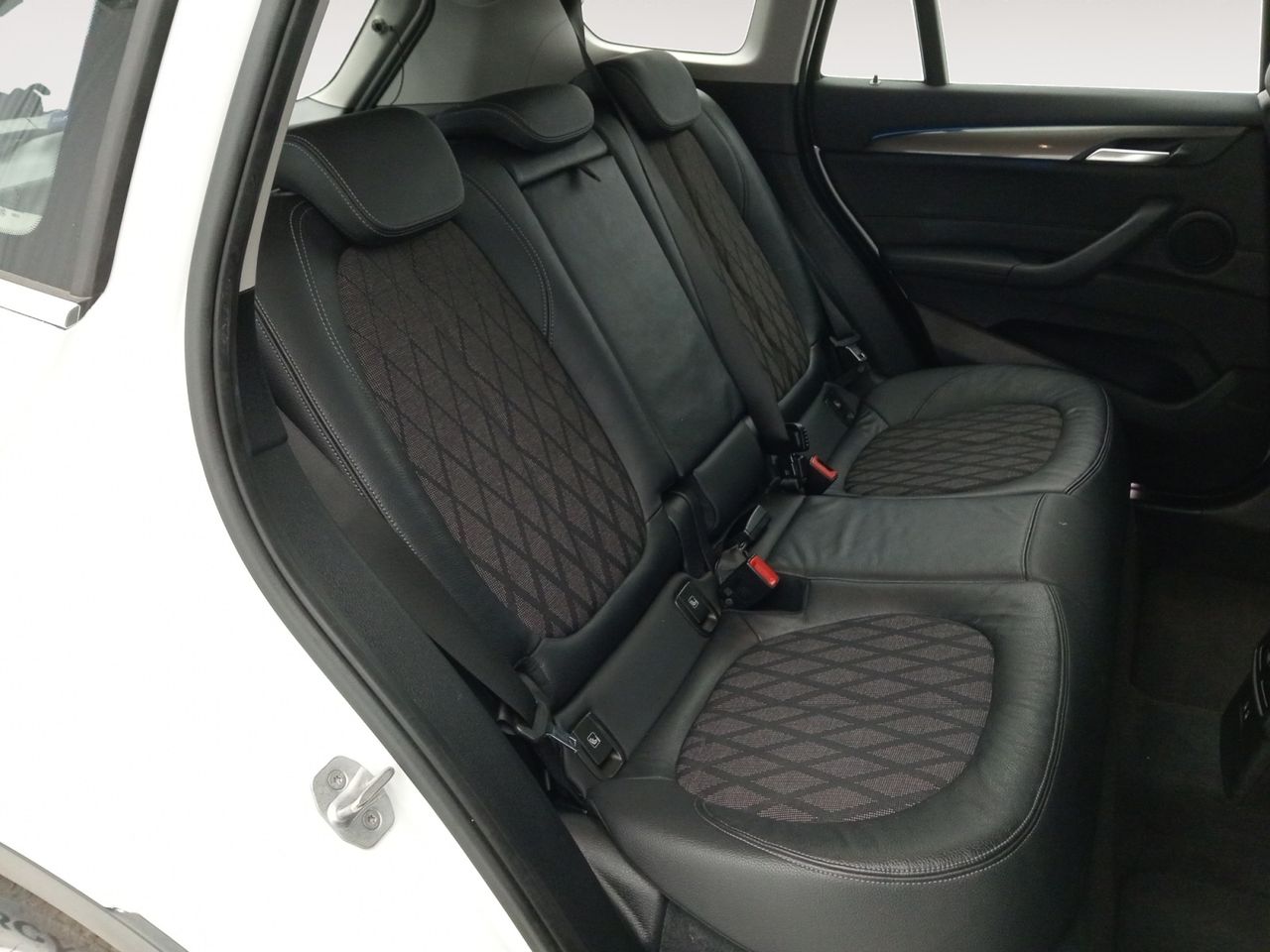 Foto BMW X1 9