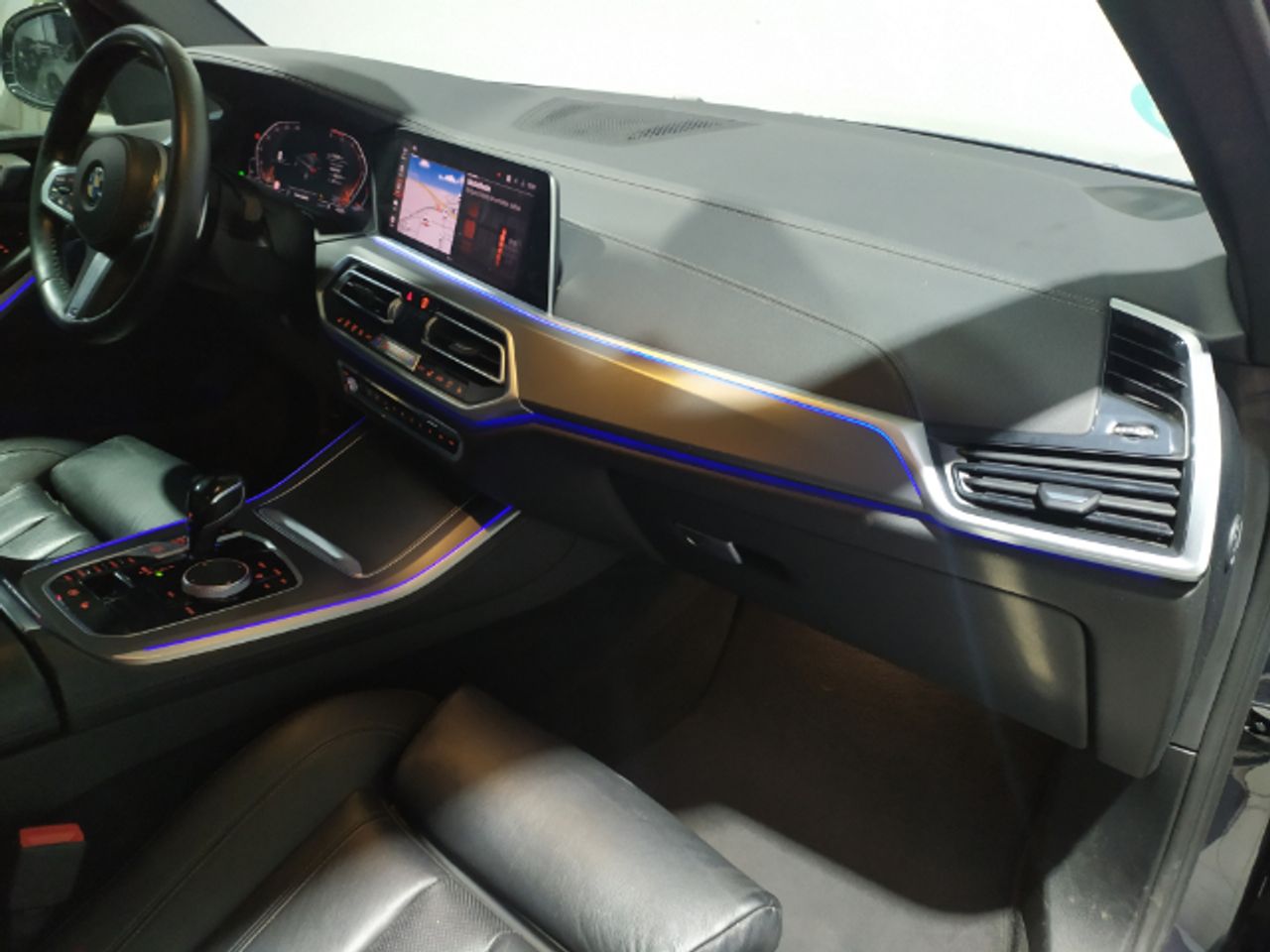 Foto BMW X5 8