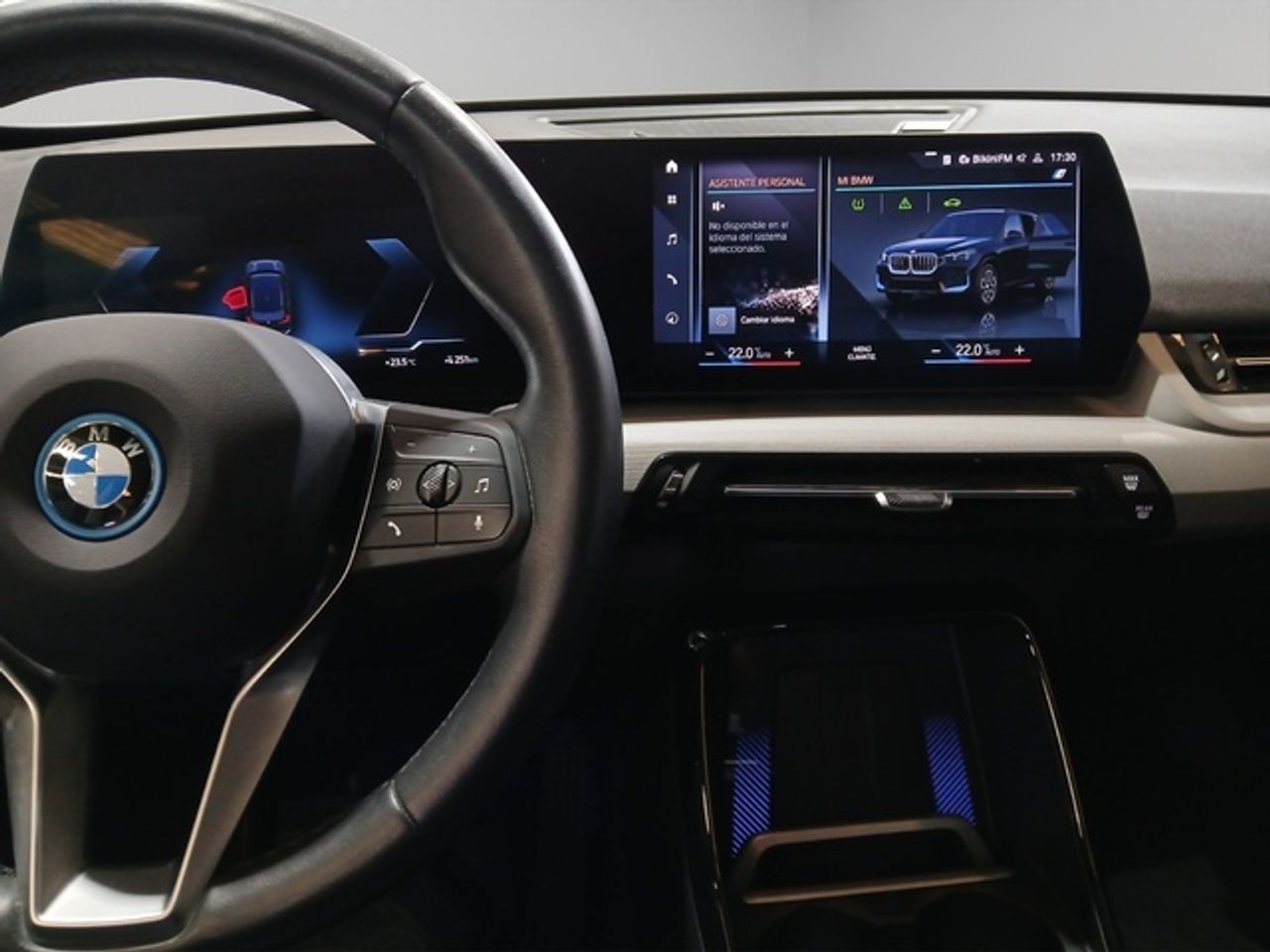 Foto BMW iX1 13