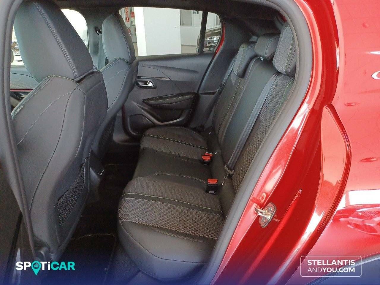 Foto Peugeot 208 10