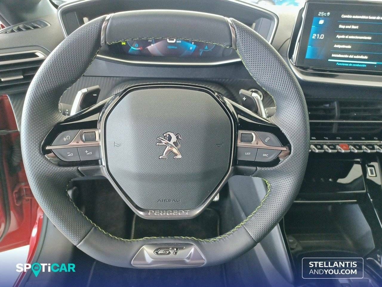 Foto Peugeot 208 12