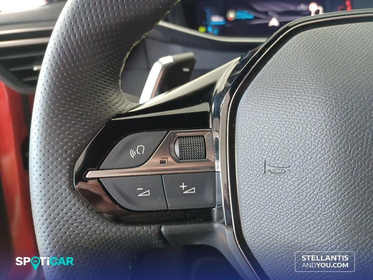 Foto Peugeot 208 18