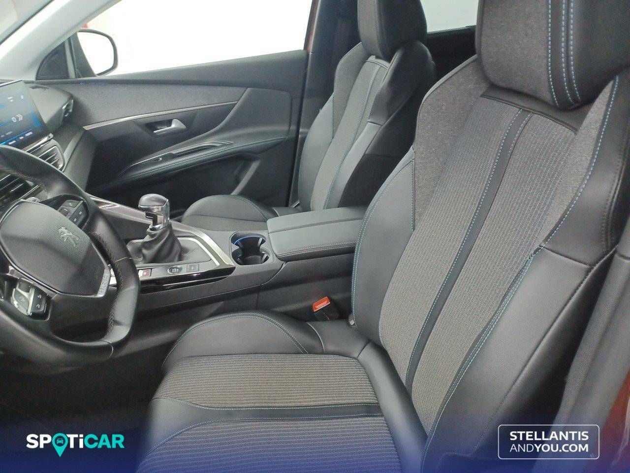 Foto Peugeot 5008 9