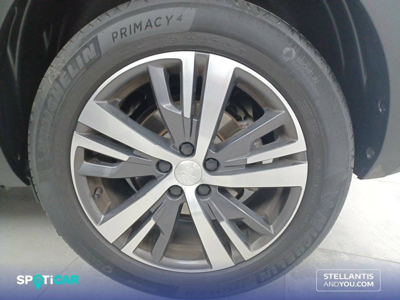Foto Peugeot 5008 11