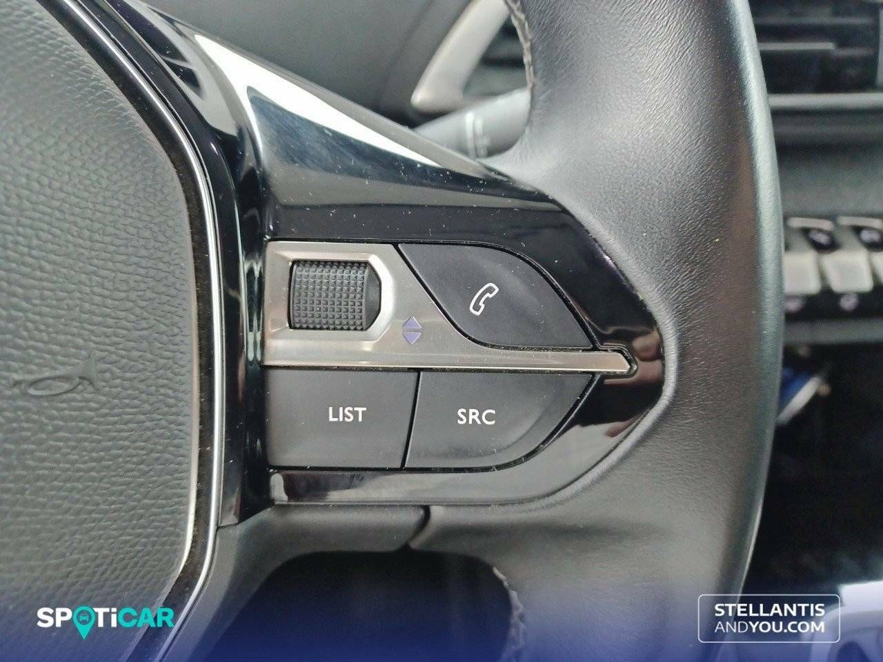 Foto Peugeot 5008 19