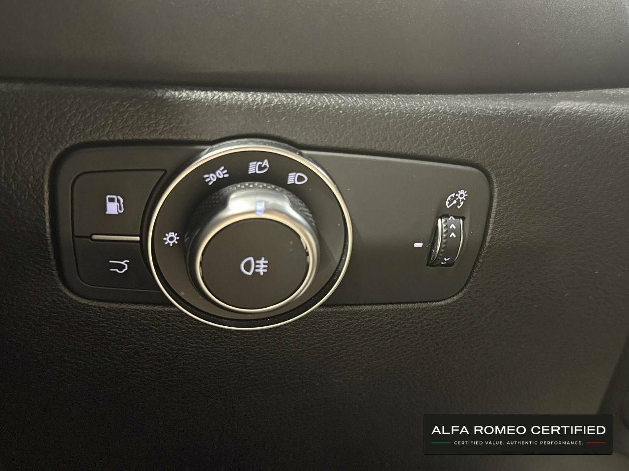 Foto Alfa Romeo Tonale 20