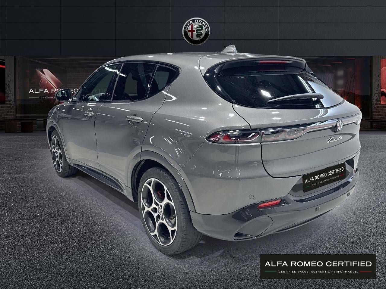 Foto Alfa Romeo Tonale 7