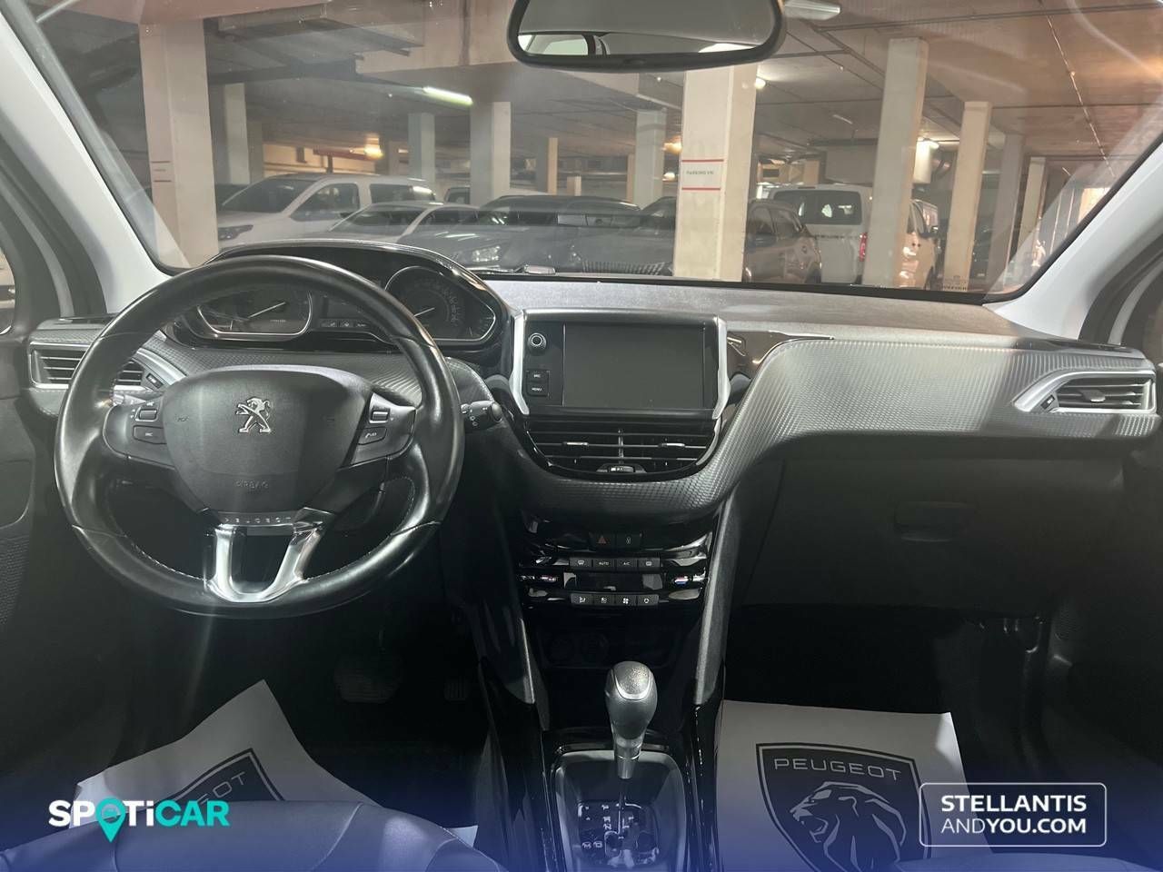 Foto Peugeot 2008 8