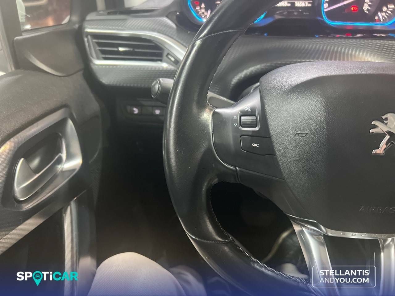Foto Peugeot 2008 16