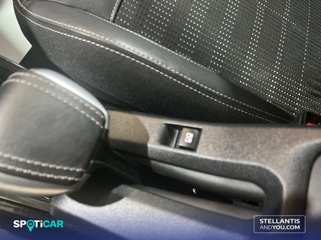 Foto Peugeot 2008 23