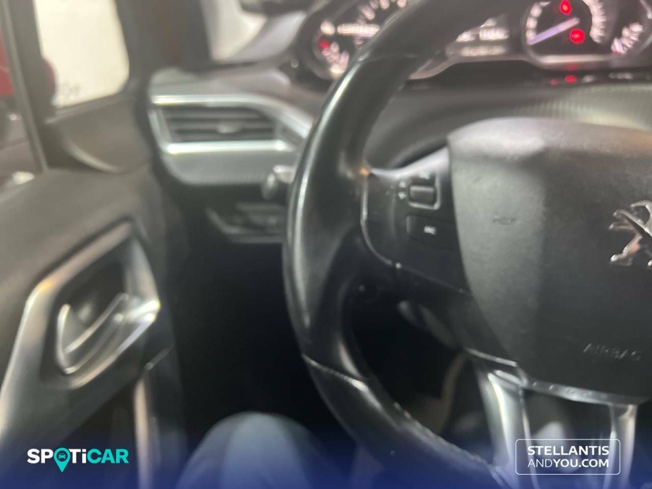 Foto Peugeot 2008 13