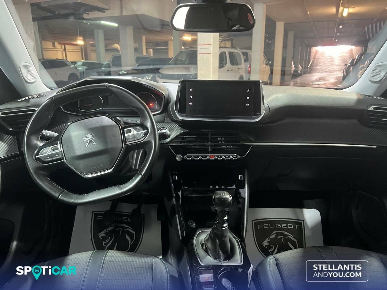 Foto Peugeot 2008 8