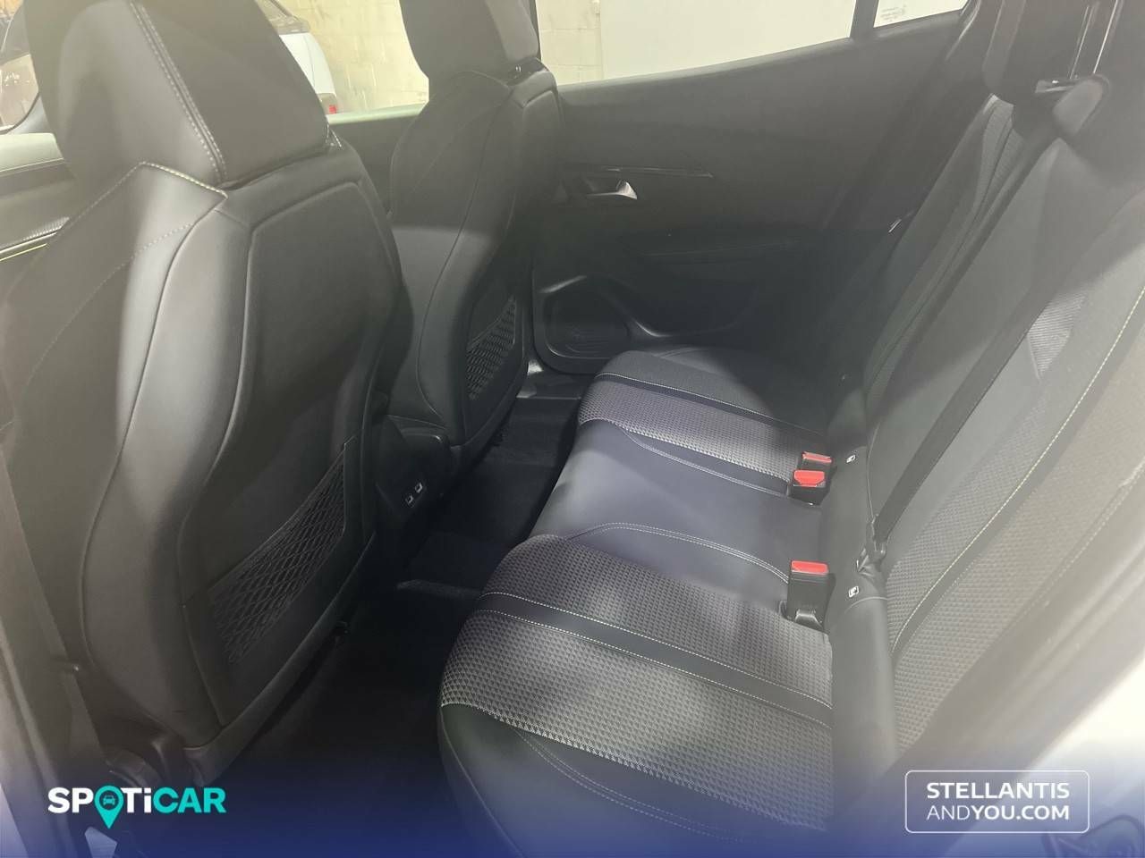 Foto Peugeot 2008 10