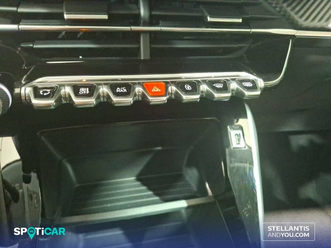 Foto Peugeot 208 24
