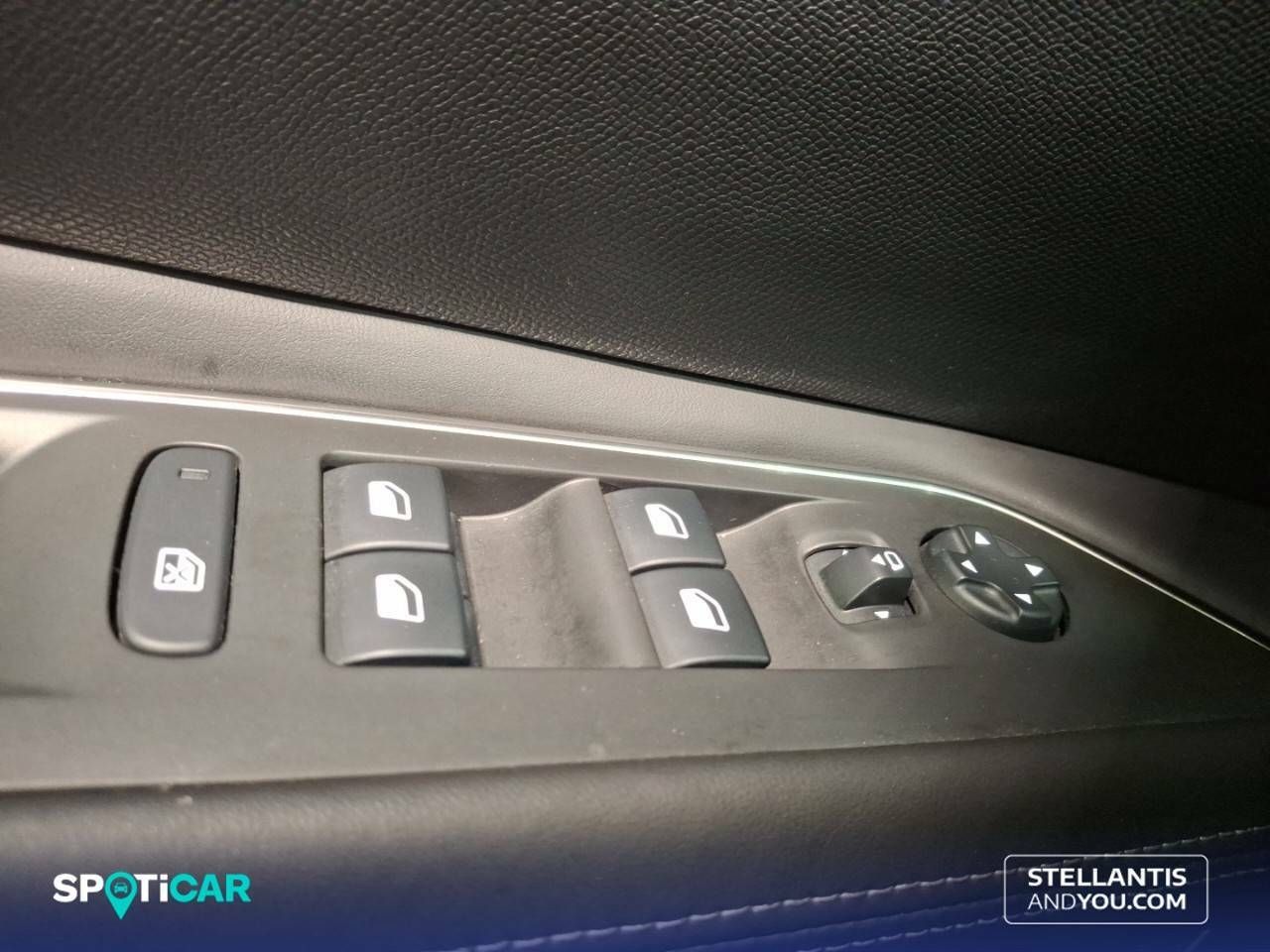 Foto Peugeot 3008 13