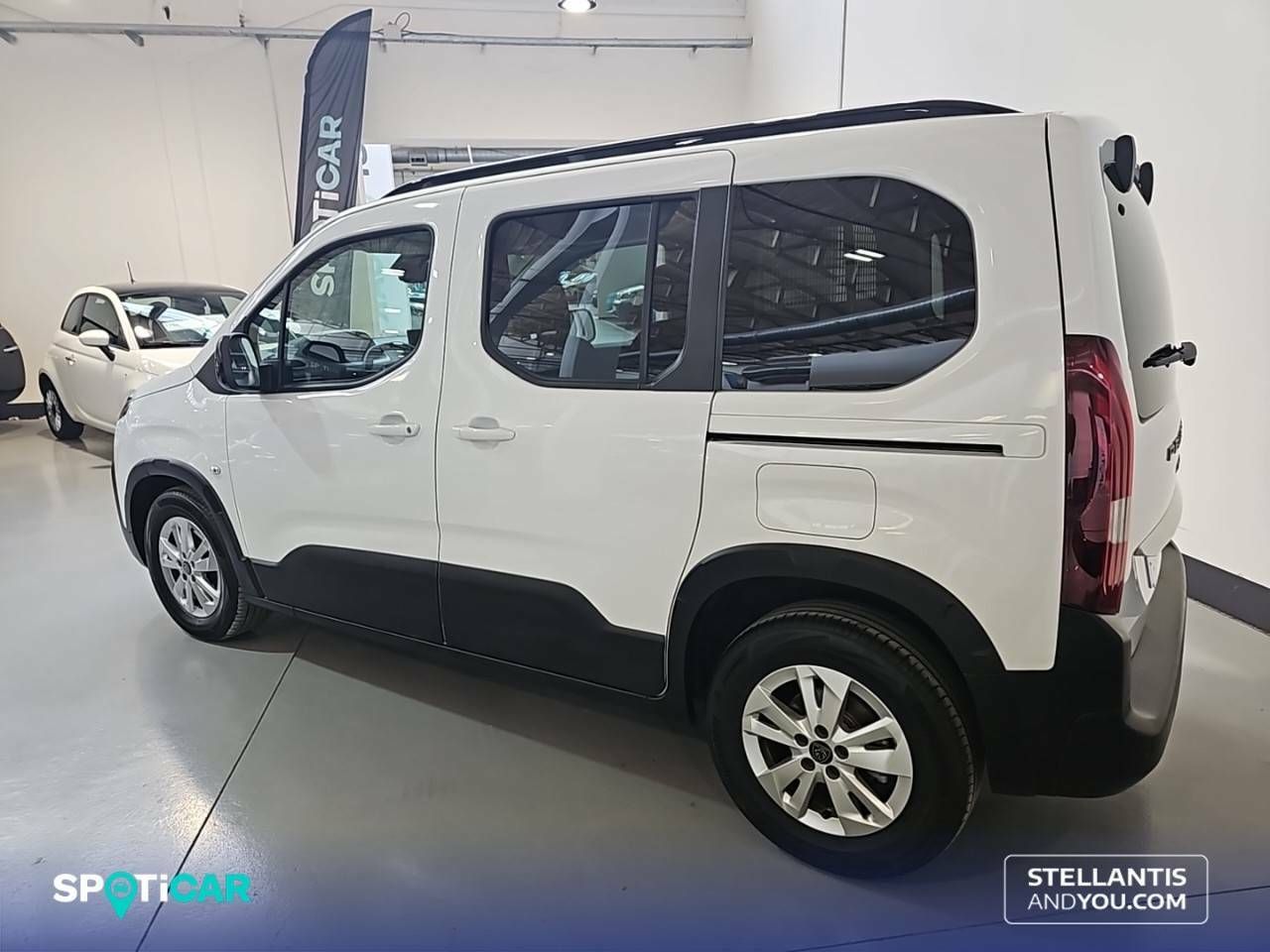 Foto Peugeot Rifter 7